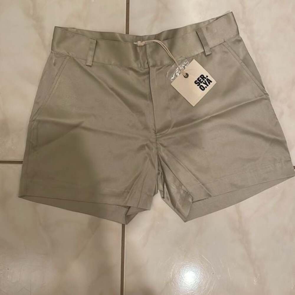 NWT Womens SER.O.YA Silk Light Green Shorts Size 26​​​​​​​